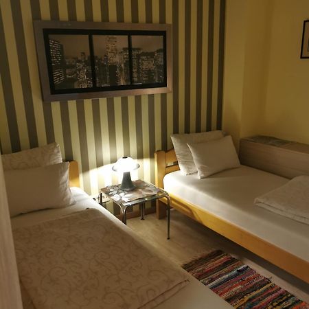 Agape Downtown Apartment เบลเกรด ภายนอก รูปภาพ