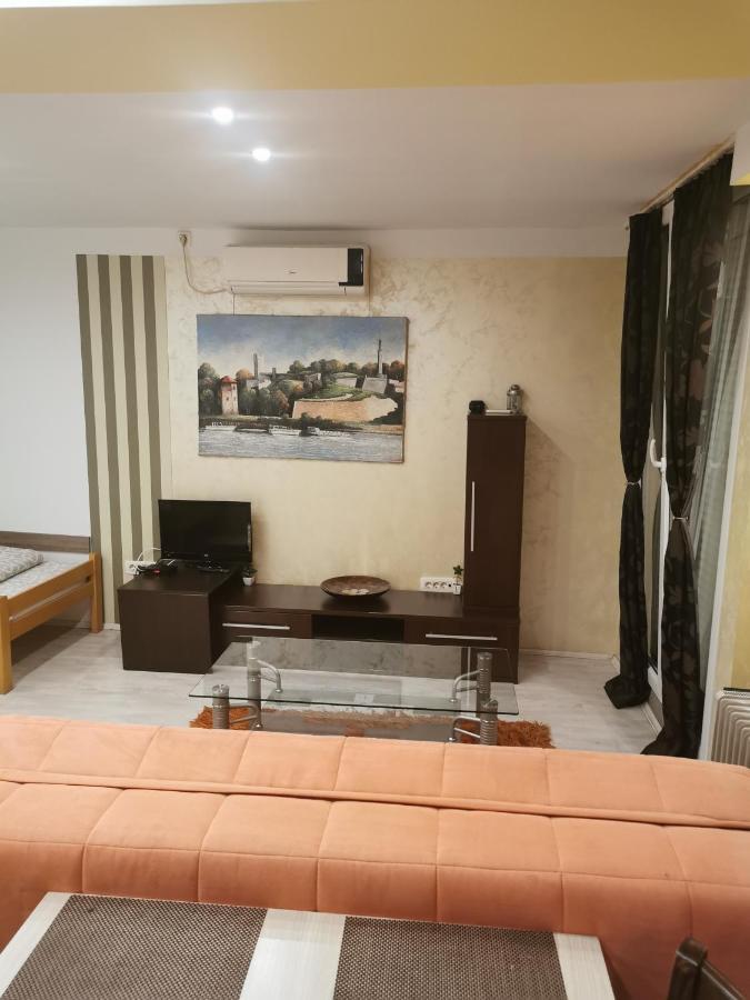 Agape Downtown Apartment เบลเกรด ภายนอก รูปภาพ